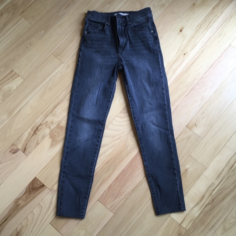 Levi’s Mile High Skinny Ankle Jeans - size 25